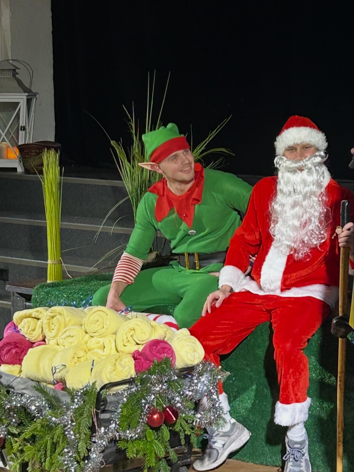 8FF82DEF-78A4-4B04-8E2A-C00D182DCCBB